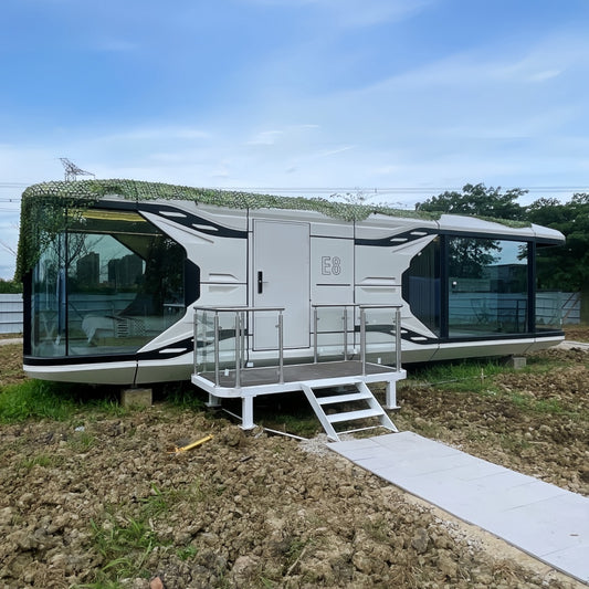 Capsule House Model E8